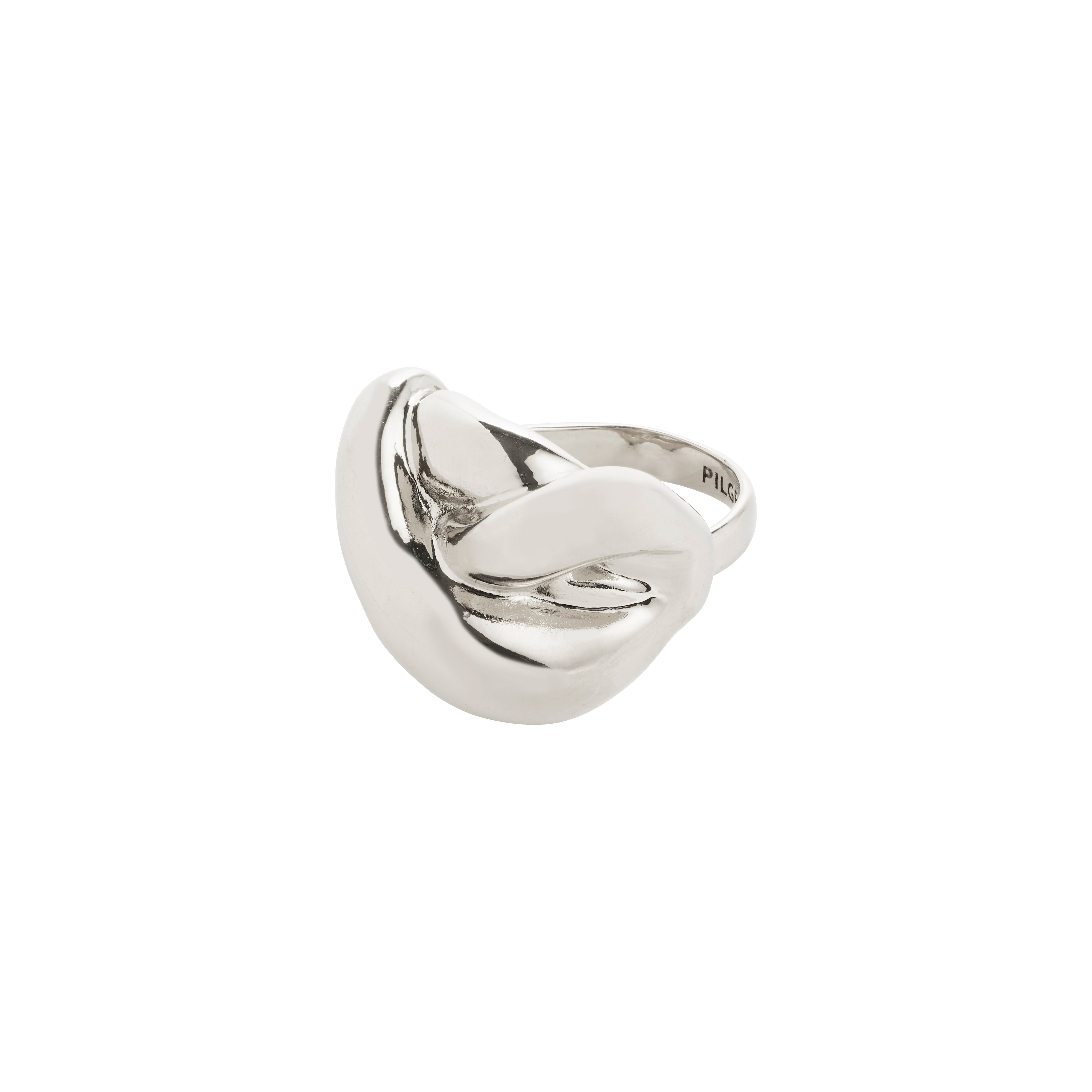 Silver-plated UNFOLD ring with a twisted knot design, exuding artistic energy and luxury. Adjustable size for comfort, made from 99% recycled material.